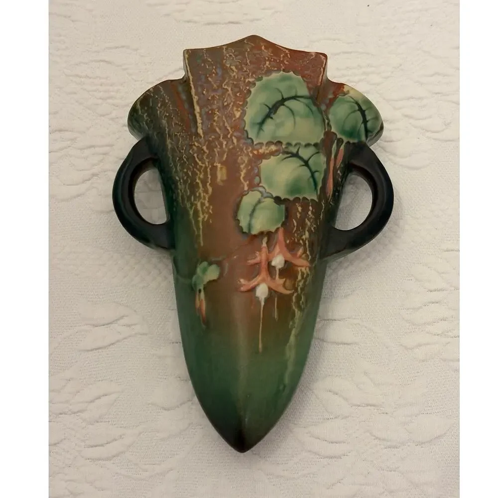 Roseville Fuchsia Green Vintage Art Pottery Ceramic Wall Pocket 1282-8 RARE chip